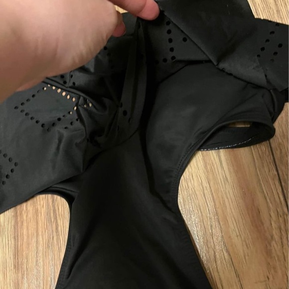 NWOT Cut Out Swimsuit - Picture 3 of 3